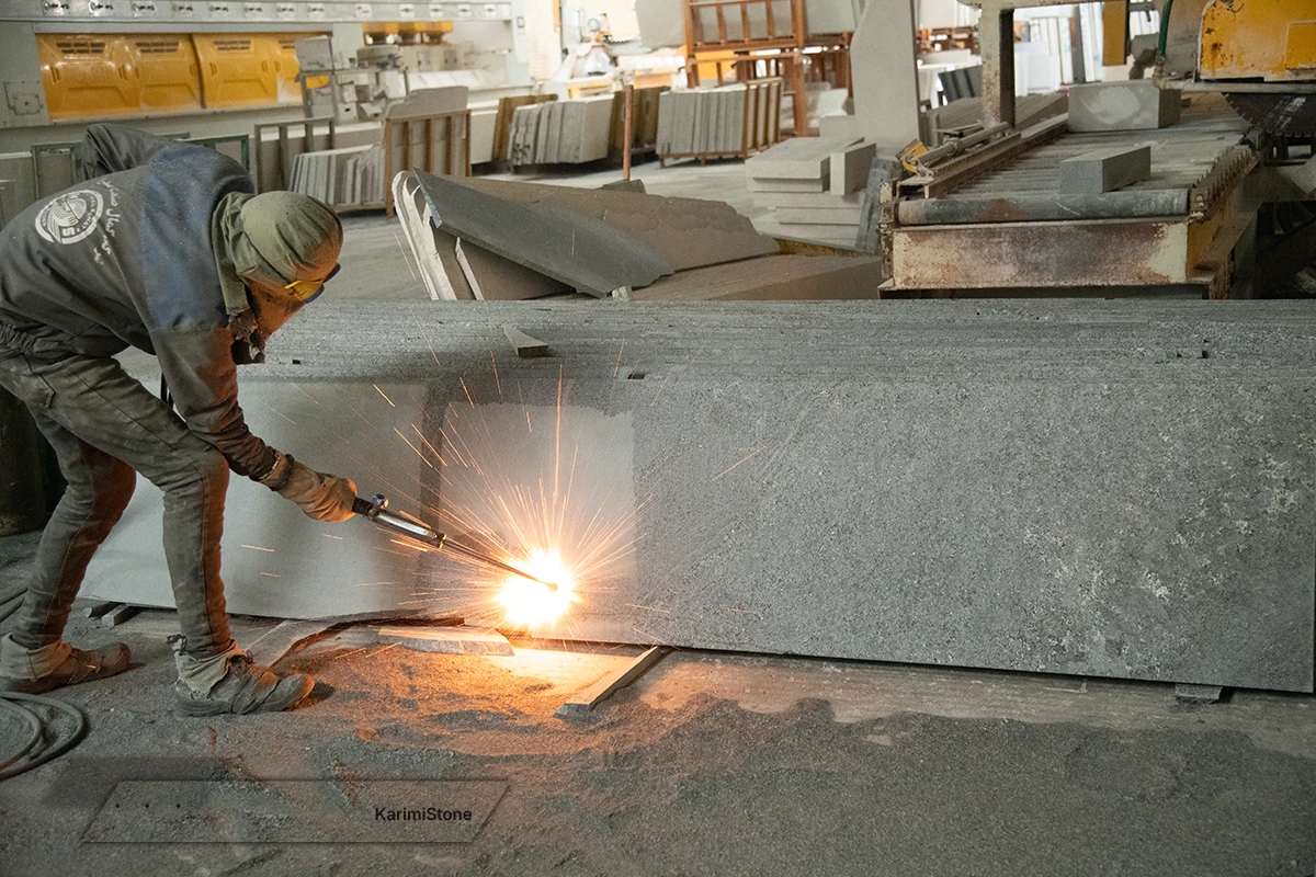 Flamed 1200.800 – 04