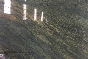 Полированный зелёный гранит