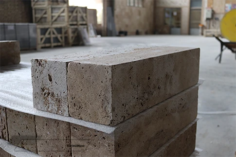 Травертин бежевый, пиленая обработка